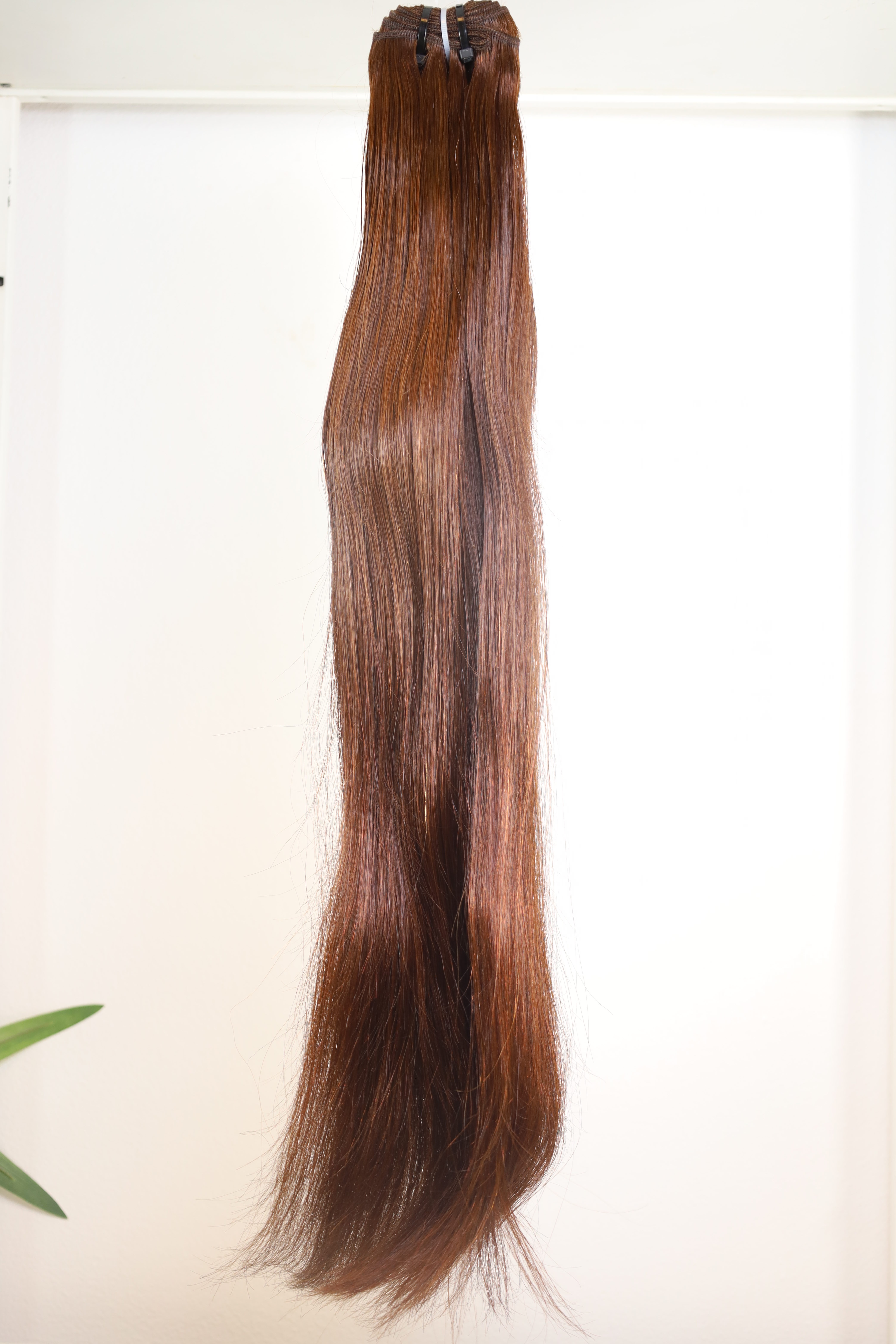 Luxury Long Straight Reddish‑Brown Clip‑In Hair Extension – 100% Premium Human Hair - Image 2